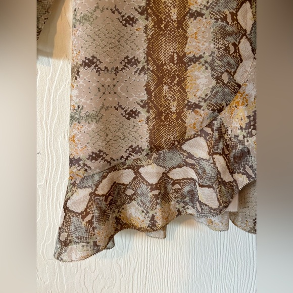 Wilfred Aritzia Louise Snakeskin Print Chiffon Wrap Ruffle Mini Dress - Picture 13 of 17